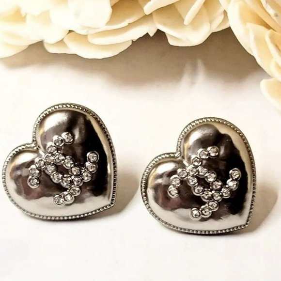 LIKE TO LEARN ABOUT LIVE SALES & PROMOTIONS - Picture 7 of 9